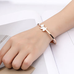 Stylish Stainless Steel Dog Pendant Necklace and Bracelet