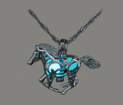 Fashionable Glow-in-the-Dark Horse Pendant Necklace